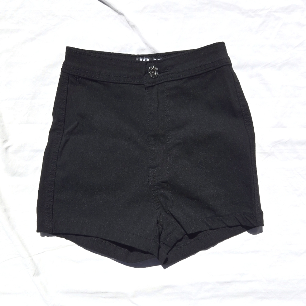 Black hot shorts